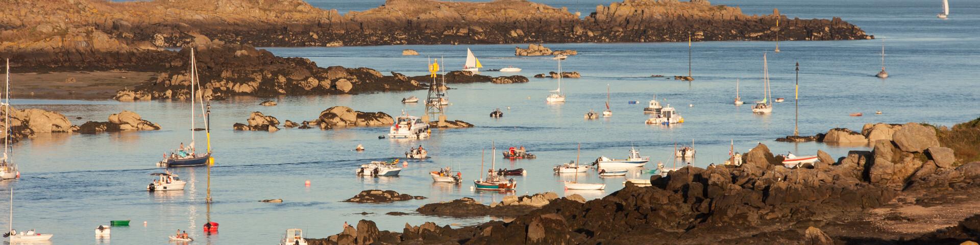 THE CHAUSEY ISLANDS ARCHIPELAGO OFF GRANVILLE IN SUMMER. SOUND, THE BEACHES OF PORT MARIE, PORT HOMARD AND GRANDE GRÈVE. CHAUSEY, NORMANDY, FRANCE, AUGUST 2016.