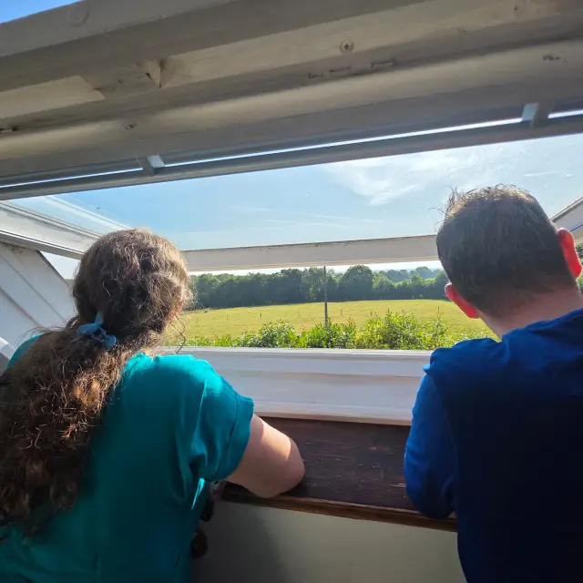 Je M Immerge Dans Le Quotidien Paysan De La Ferme Du Manoir D Anctoville